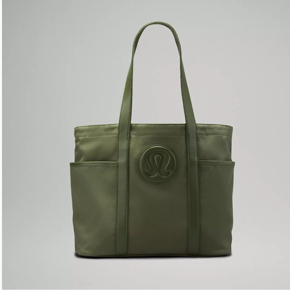 lululemon athletica Handbags - Daily Multi-Pocket Canvas Tote Bag 20L
Leather Alternative